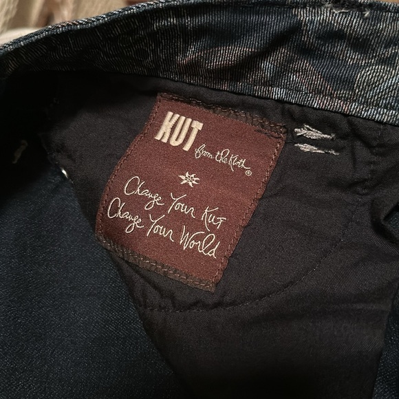 Kut from the Kloth Paisley Jeans Jennifer Skinny, Size 8, LN - Picture 3 of 6